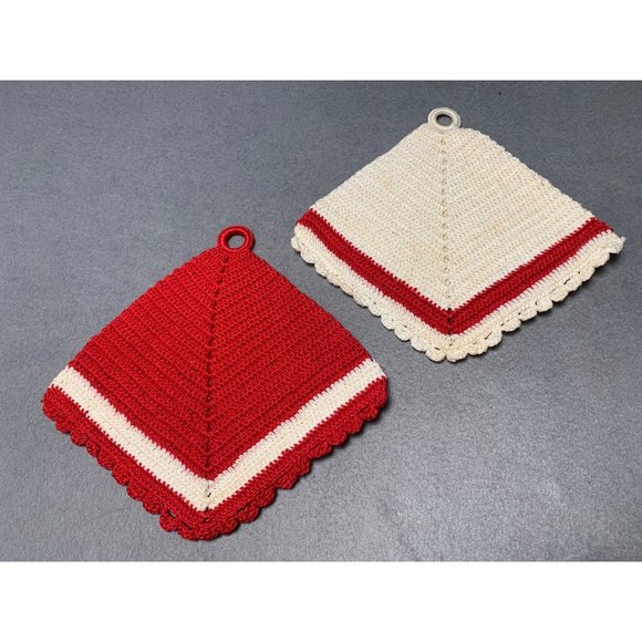 Vintage Handcrafted Crochet Potholders Set of 2 Red & Cream 1960s - Picture 2 of 6